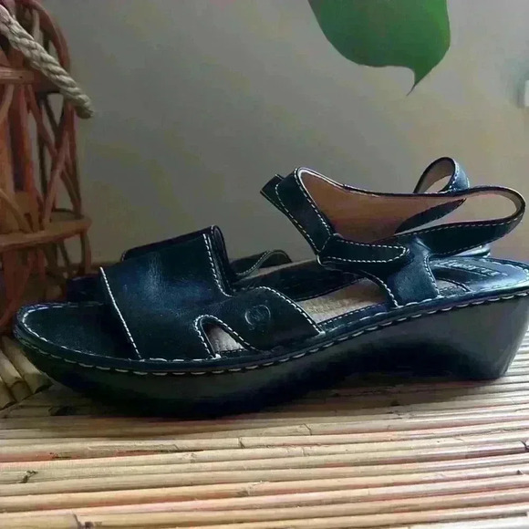 Born Black Leather Slingback wedge Sandals - Picture 4 of 7